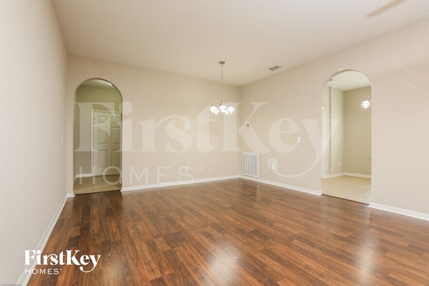 Building Photo - 965 Marietta Ln