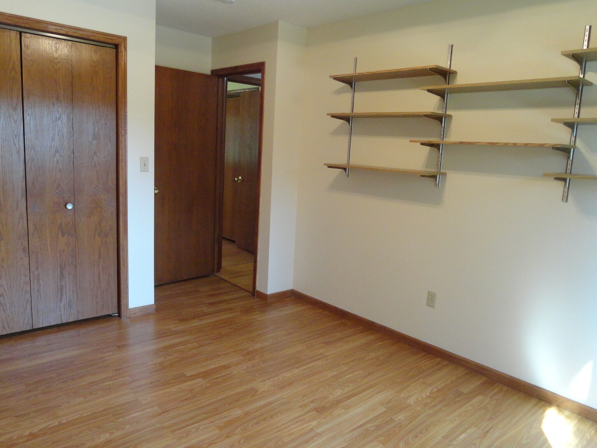 Building Photo - 503 24th Street SW