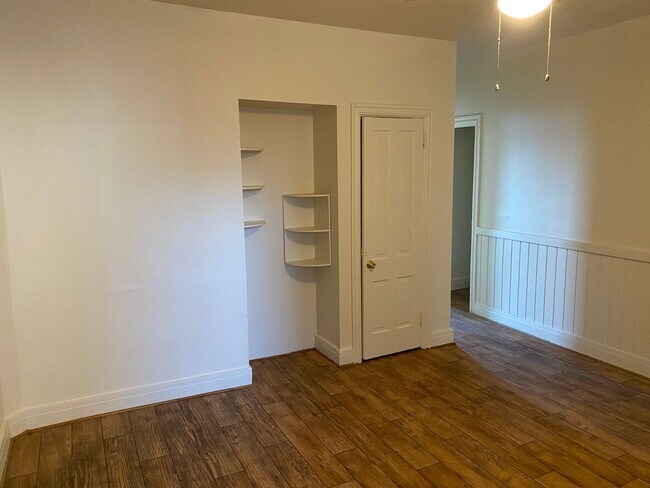 Building Photo - 513 Weidman St