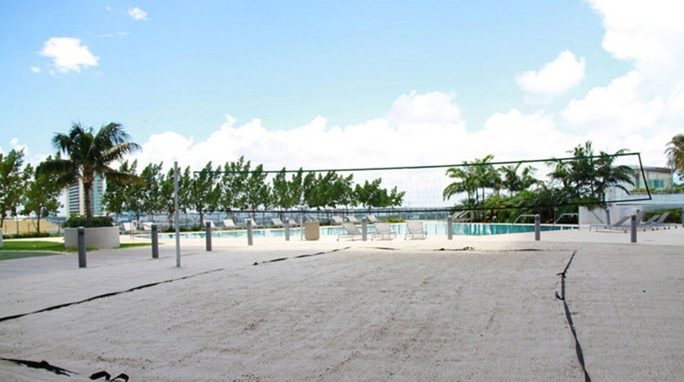 Building Photo - 888 Biscayne Blvd