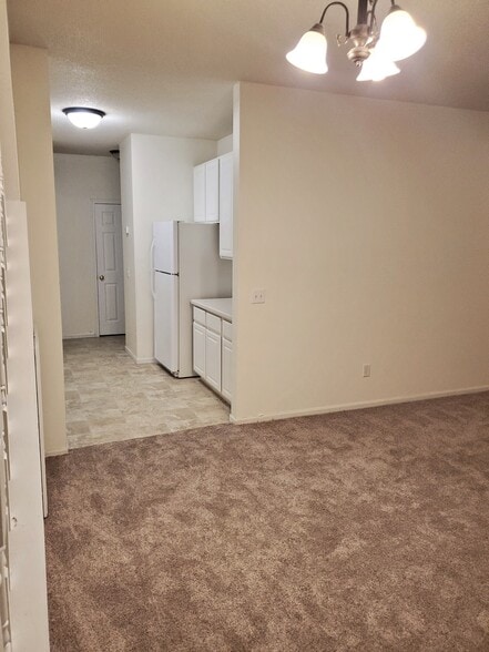 Building Photo - 10 Bridgewater Trl