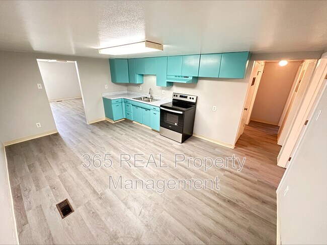 Primary Photo - 1227 12th Ave