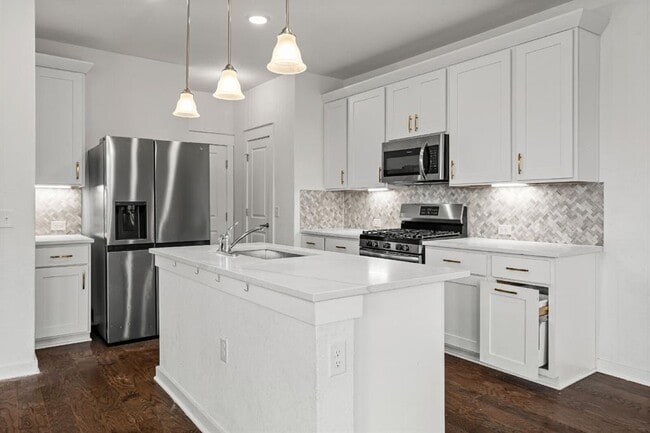 Building Photo - 7200 Grenadine Bloom Bnd