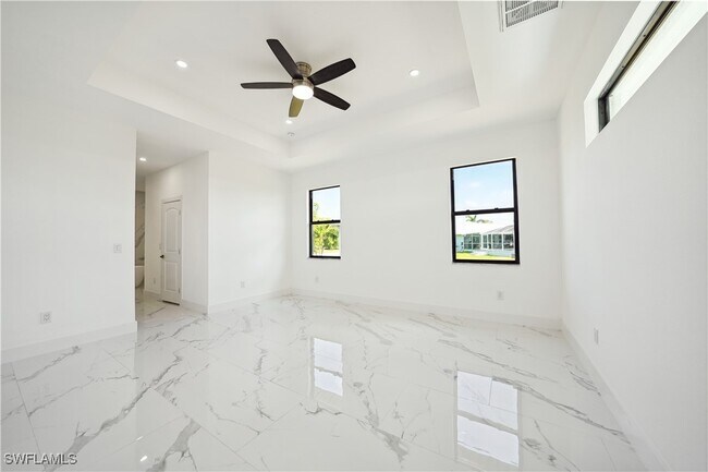 Building Photo - 4309 NW 38th Ave