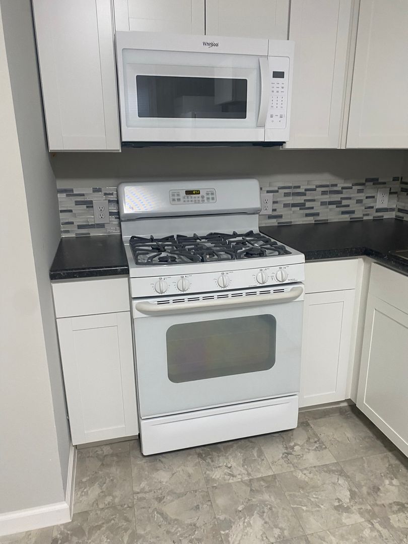 Building Photo - 625-627 S 10th Street