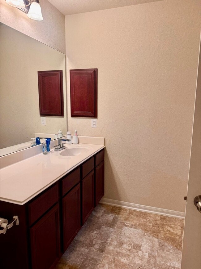 Building Photo - 12203 Elm Orch Trl