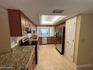 Building Photo - 444 Tudor Dr