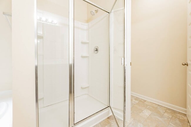 Building Photo - 6130 Mahogany Ter