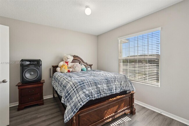 Building Photo - 508 Glenn Cross Dr