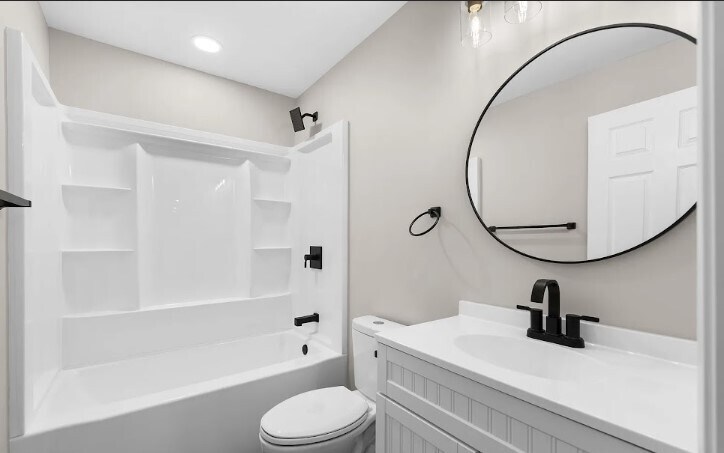 Building Photo - 302 Susong Dr