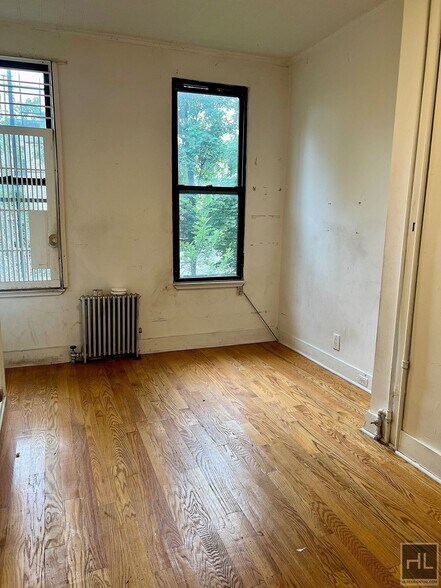 Building Photo - 2 BR 2 BA in Prime Bushwick
