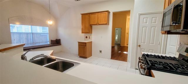 Building Photo - 3421 Denver Dr