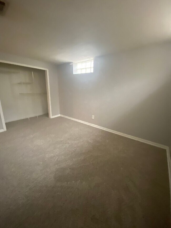 Building Photo - 2 Bed 2 Bath house with BONUS room in basement!