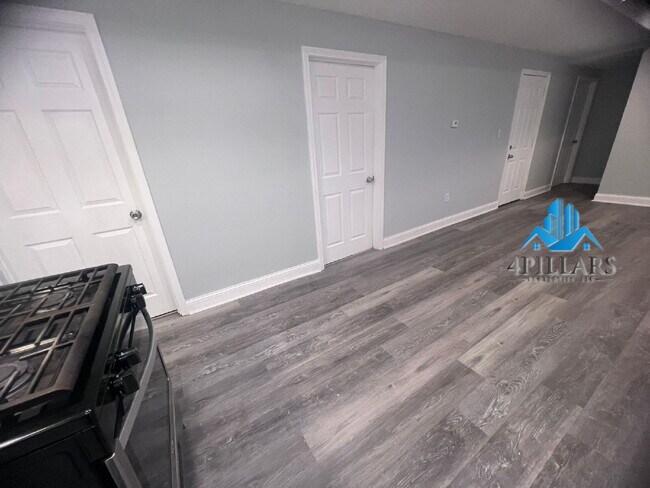 Building Photo - "Charming 3-Bed Gem in East Chicago – Spacious 1066 Sq Ft Retreat!"