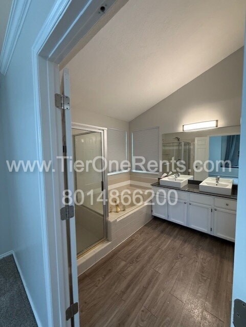 Building Photo - NO DEPOSIT option available for qualified renters!