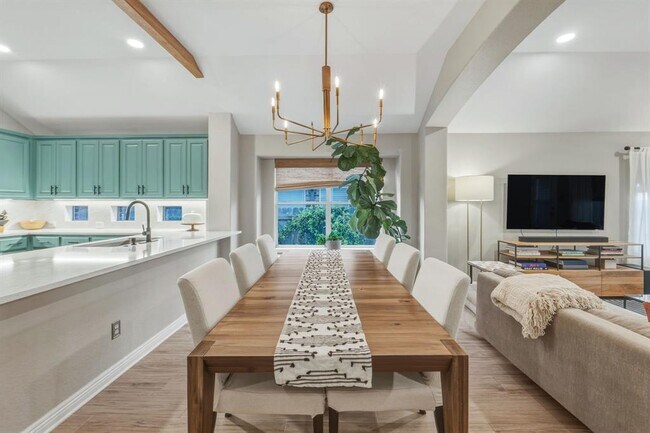 Building Photo - 10204 Wind Cave Trail