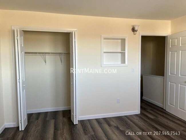 Building Photo - 15 Burleigh Rd