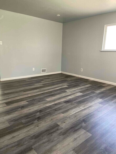 Building Photo - 6568 W Colorado Dr