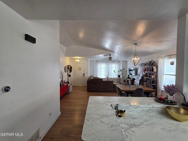 Building Photo - 677 Linda Johnson Ave