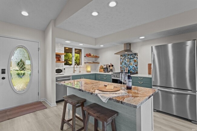 Building Photo - 2083 W 425 N