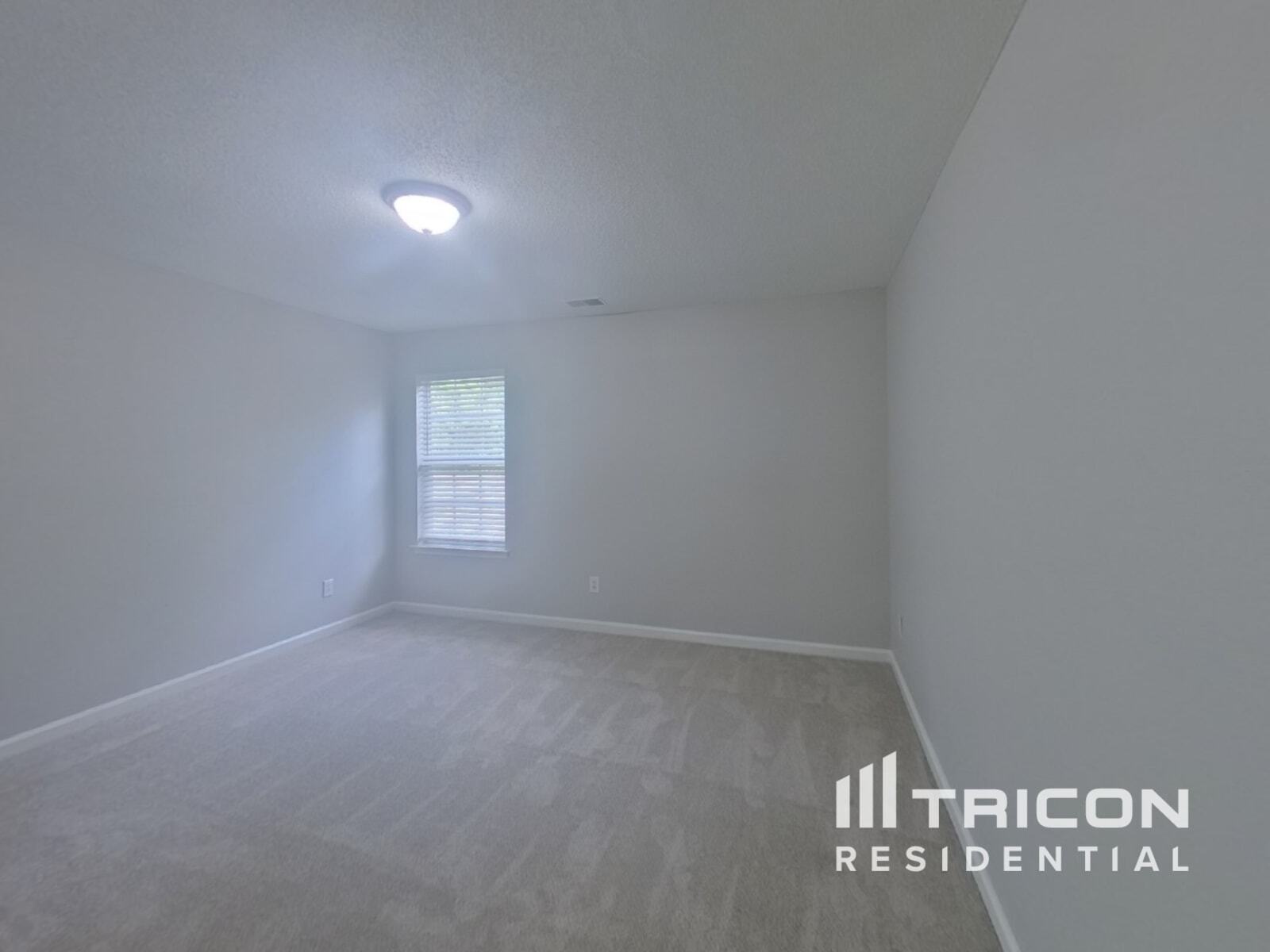 Building Photo - 1005 Aderley Oak Dr