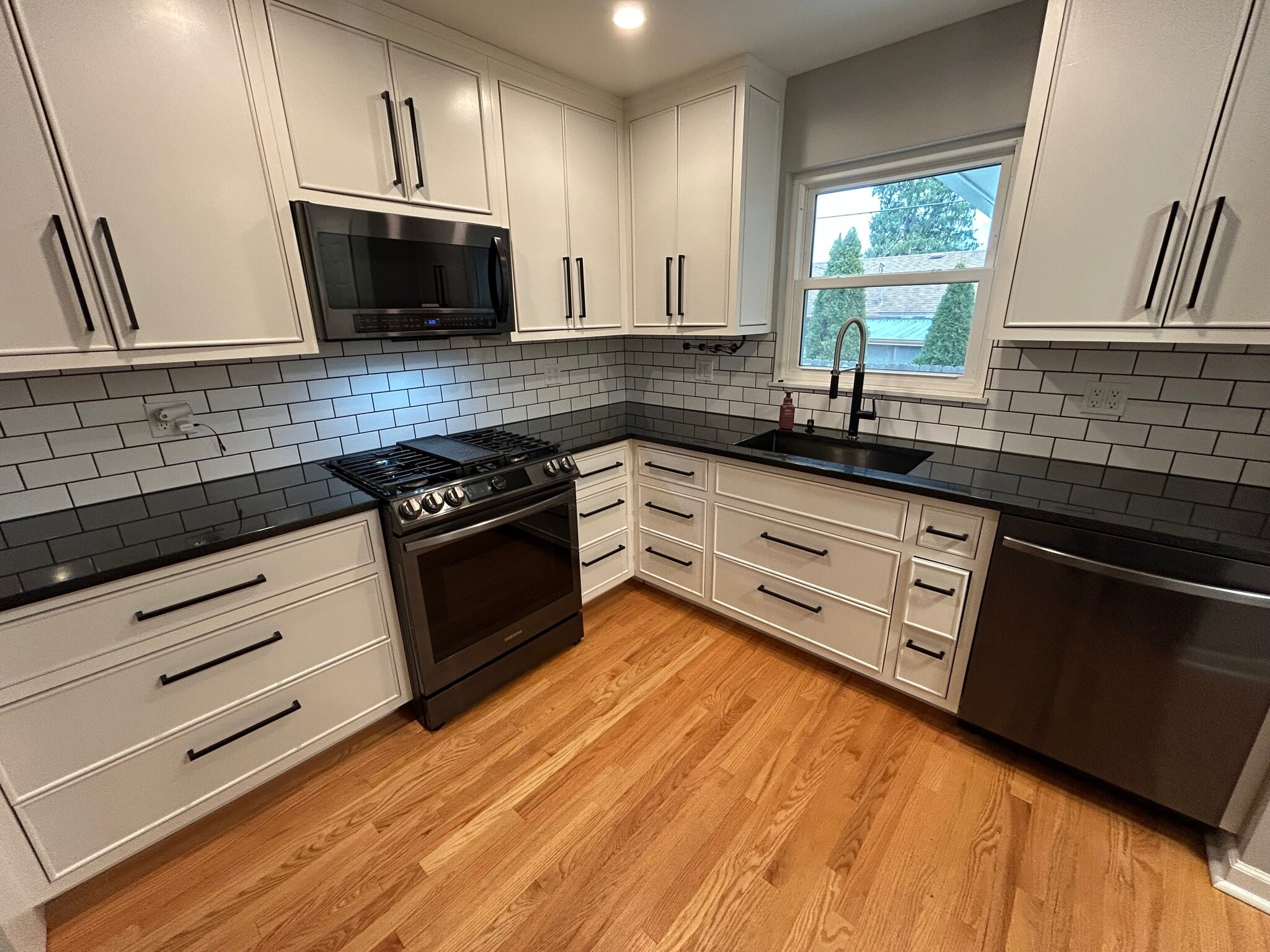 Building Photo - 1008 Lambeth Dr