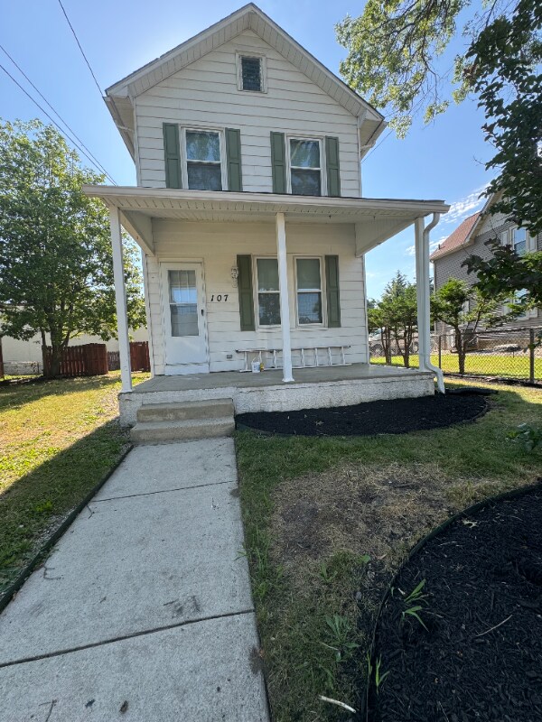 Building Photo - 107 Jansen Ave