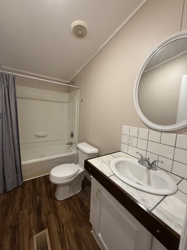 Building Photo - 269 Gilliam Mountain Rd