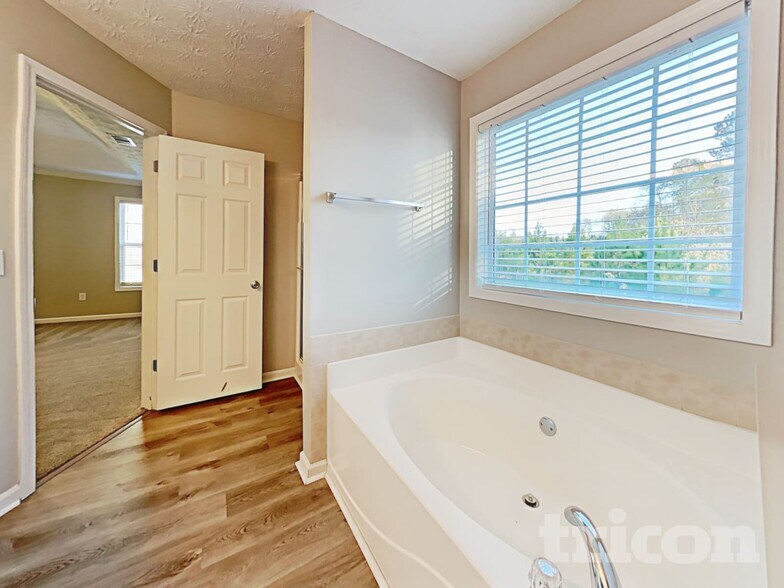 Building Photo - 172 Watson Grove Rd SW