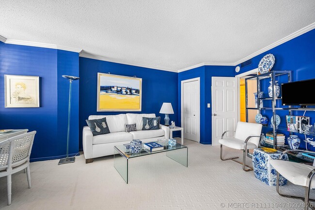 Building Photo - 2600 N Flagler Dr