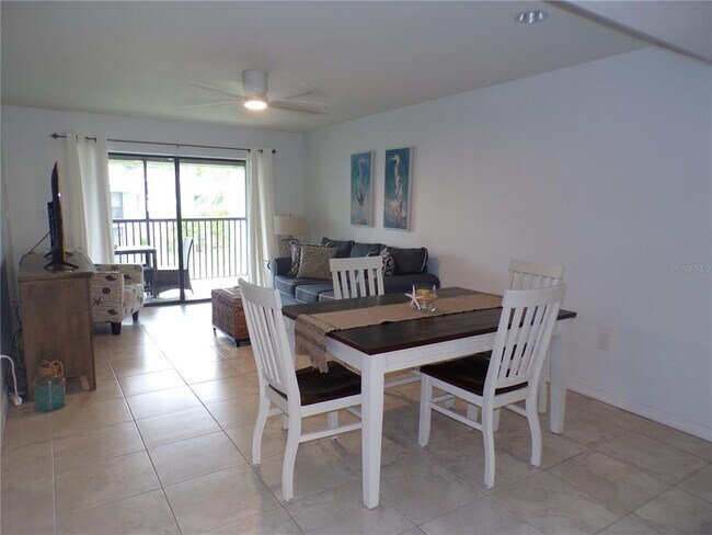 Building Photo - 1461 Aqui Esta Dr