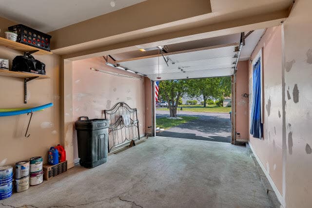 Building Photo - 82 Aqueduct Dr
