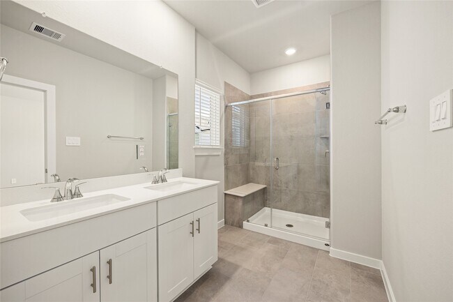 Building Photo - 10015 Rustic Charm St