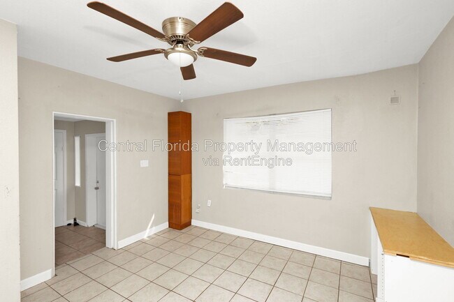 Building Photo - 226 S Hill Ave