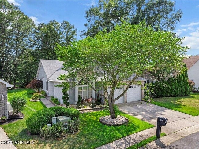 Primary Photo - 1635 Lacebark Ct