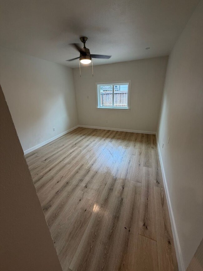 Building Photo - 13610 Brookgreen Dr