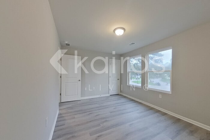 Building Photo - 236 Sunrise Cir