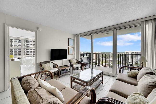 Building Photo - 525 N Ocean Blvd