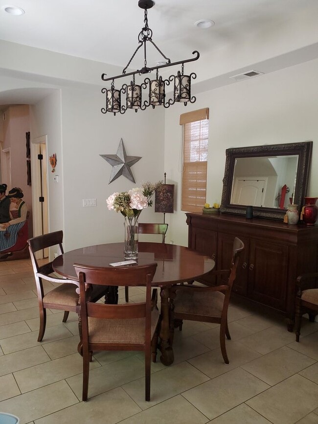 Building Photo - Elegant Coronado Village Home