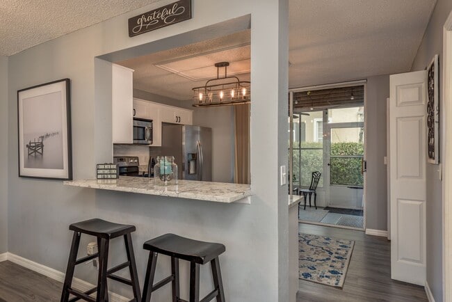 Building Photo - Andover Circle