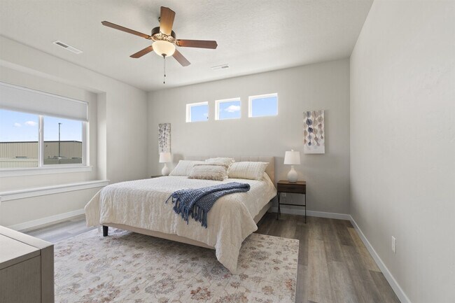 Building Photo - 8311 E Stone Valley St