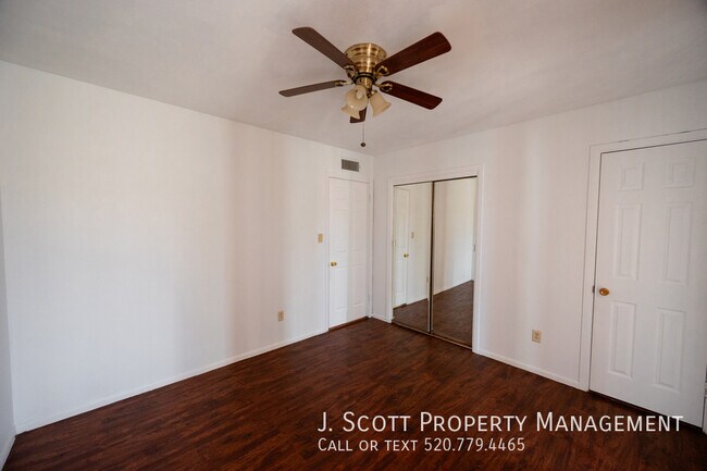 Building Photo - 3508 W Orchid Ln