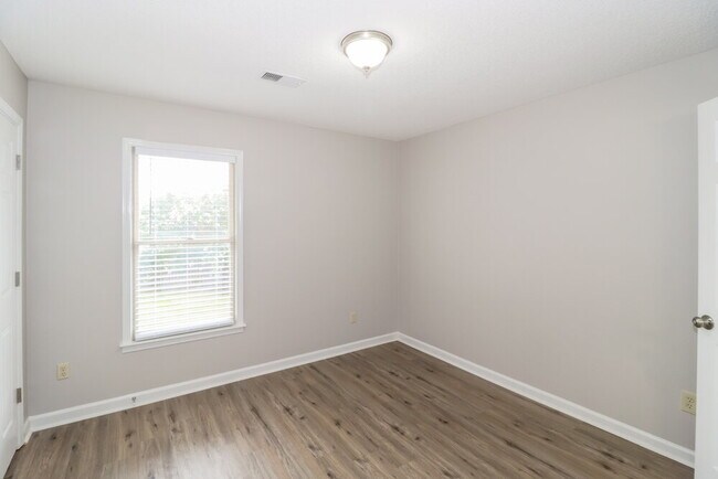 Building Photo - 1501 Cider House Ln