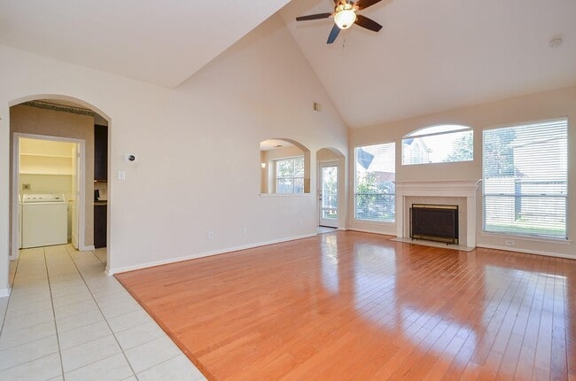 Building Photo - 5519 Poundstone Ct