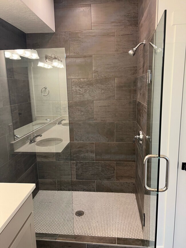 Building Photo - 5562 S Carnelian Pkwy