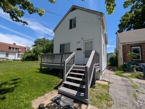 Building Photo - Pretty on Pennsylvania - 3 Bedroom, 1.5 Ba...
