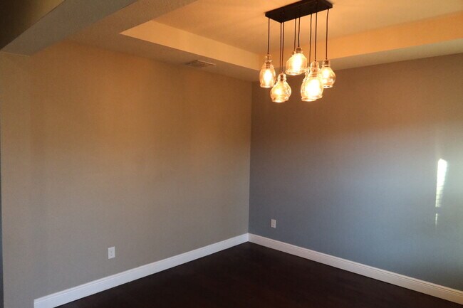 Building Photo - 14718 Fells Ln