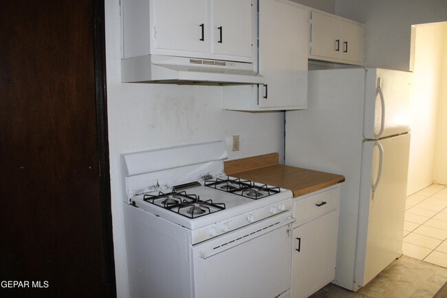 Building Photo - 10736 Obsidian St