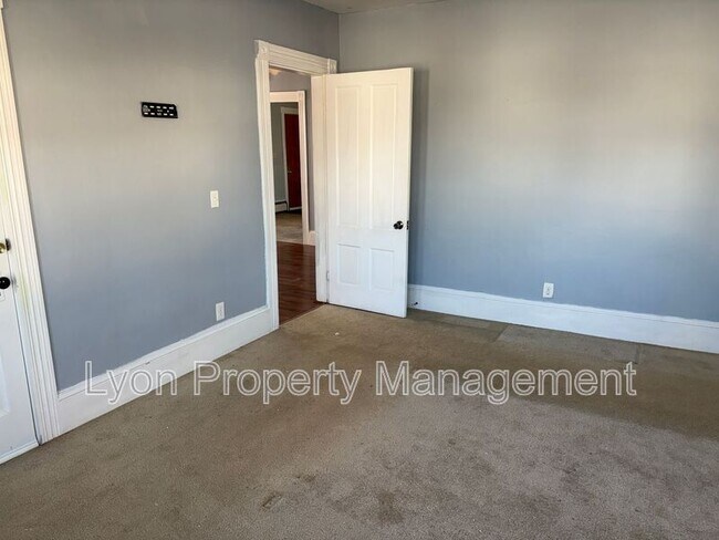 Building Photo - 1134 Social St