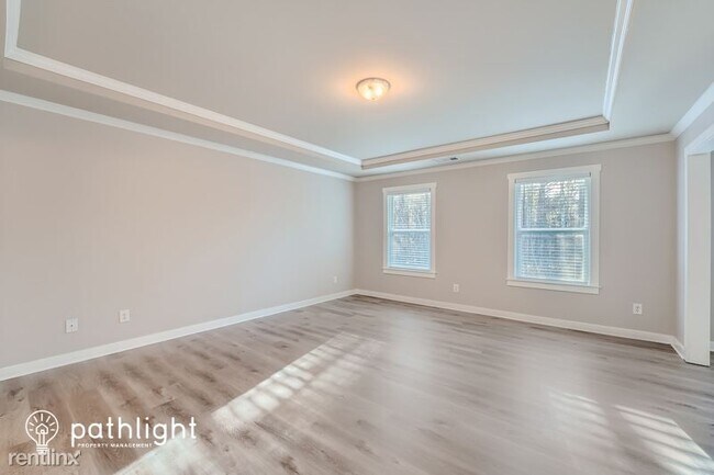 Building Photo - 5 br, 3 bath House - 2501 Wevok Way SE UNIT
